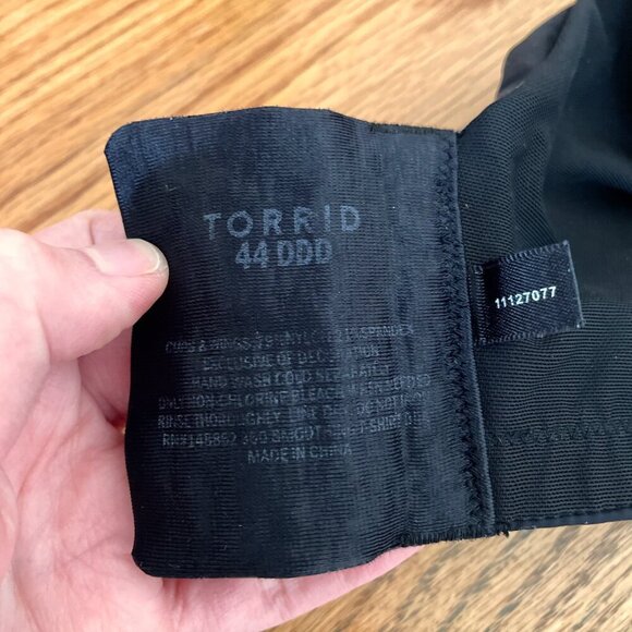 TORRID Plus Size Perfect T-Shirt Bra Solid Black Bow w/ Cutout Underwire 44DDD - Picture 13 of 16